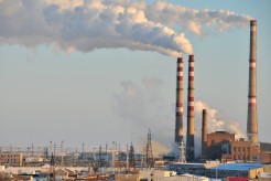 Industriegebiet mit Schonrsteinen 