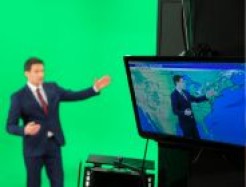 Meteorologe vor dem Green Screen